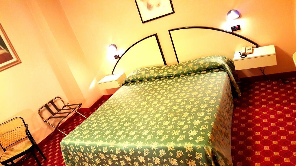 Hinterland Hotel Quartu SantʼElena Δωμάτιο φωτογραφία